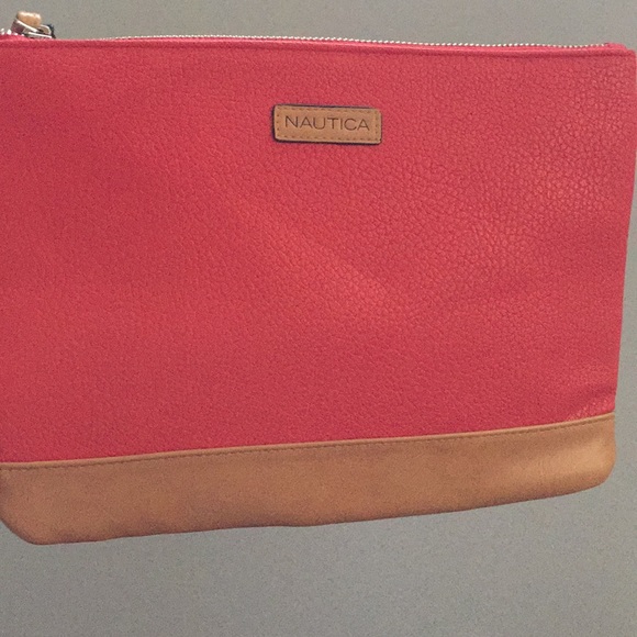 NWT Nautica wristlet - Picture 2 of 5